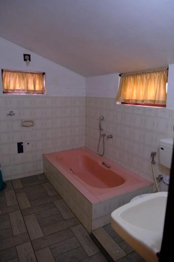 The Wayanad Club Hotel Sultan Bathery Luaran gambar