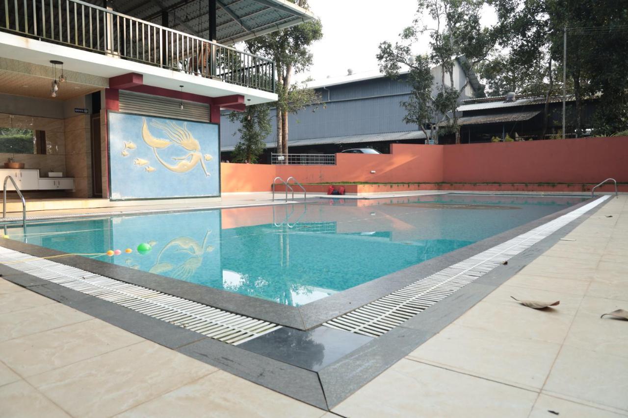 The Wayanad Club Hotel Sultan Bathery Luaran gambar